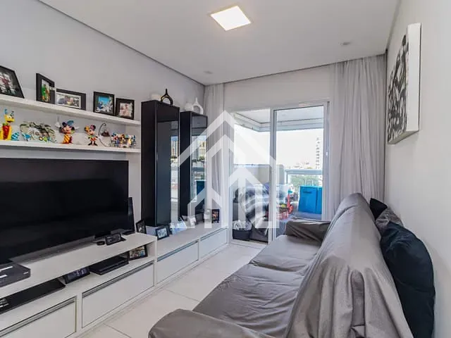 Apartamento 2 quartos e 2 banheiros, à venda, no bairro Vila Gomes Cardim em São Paulo