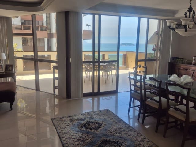 Apartamento com 310m² 4 quartos e 4 banheiros, à venda, no bairro Barra da Tijuca em Rio de Janeiro