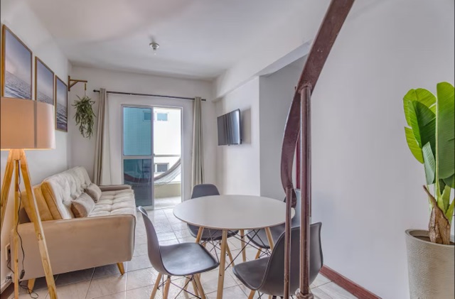 Cobertura / Penthouse 3 quartos e 3 banheiros, à venda, no bairro Braga em Cabo Frio