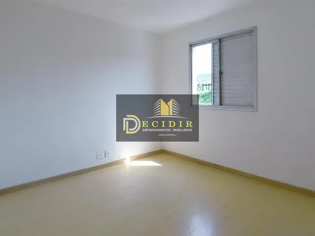 Apartamento 3 quartos e 2 banheiros, à venda ou para alugar, no bairro Vila das Mercês em São Paulo