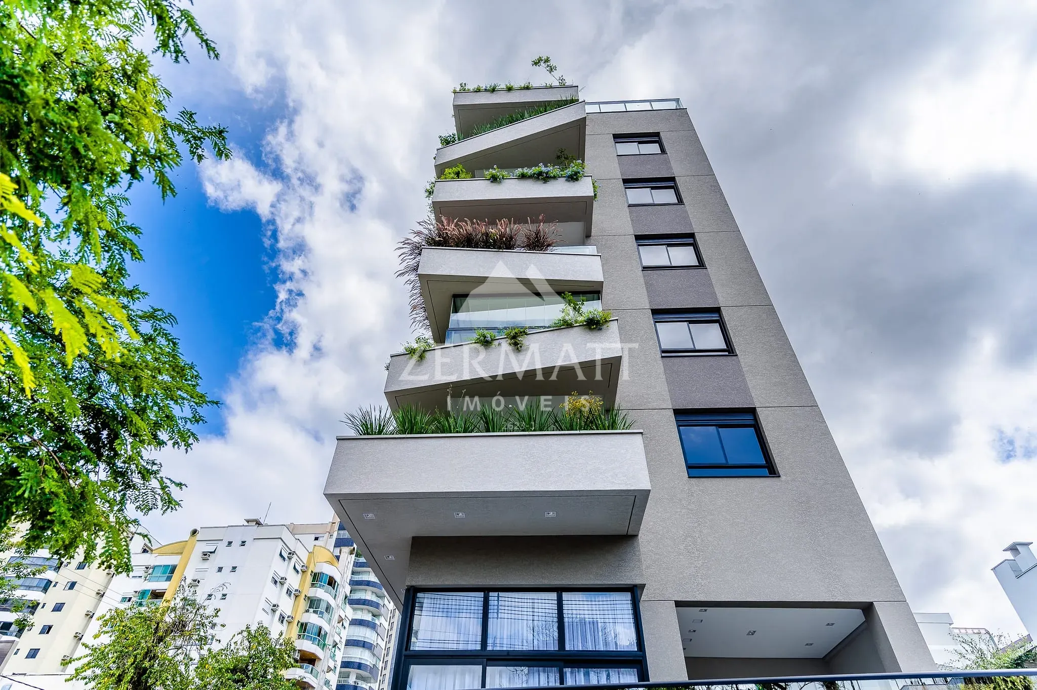 Apartamento com 4 dormitórios à venda, 218 m - Jardim Blumenau - foto 1