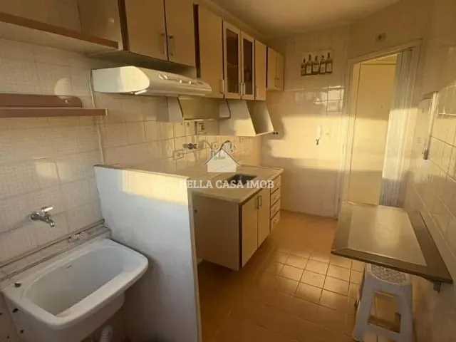 Apartamento com 50m² 2 quartos e 1 banheiro, à venda, no bairro Vila Haro em Sorocaba