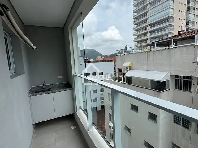 Apartamento 1 quarto e 1 banheiro, à venda ou para alugar, no bairro Enseada em Guarujá