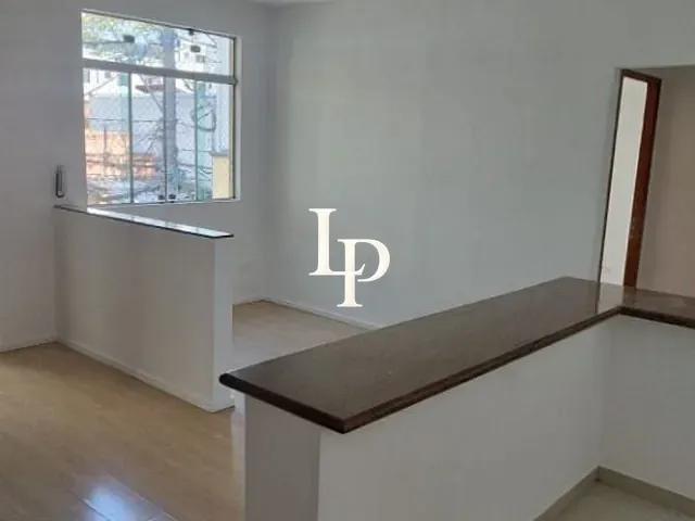 Apartamento 2 quartos e 1 banheiro, para alugar, no bairro Santa Maria em São Caetano do Sul