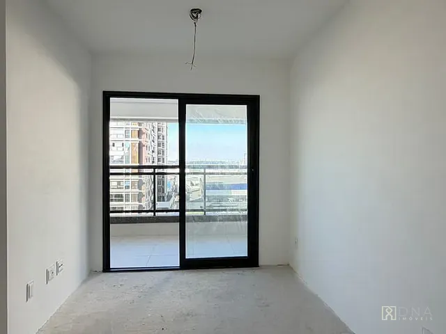 Apartamento com 120m² 2 quartos e 2 banheiros, à venda, no bairro Condomínio Royal Park em São José dos Campos