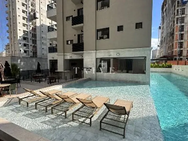 Apartamento com 193m² 3 quartos e 4 banheiros, à venda, no bairro Meia Praia em Itapema