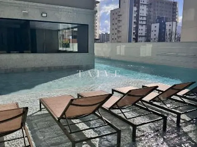 Apartamento com 193m² 3 quartos e 4 banheiros, à venda, no bairro Meia Praia em Itapema