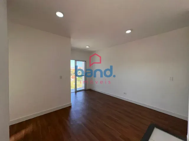 Apartamento 2 quartos e 1 banheiro, para alugar, no bairro Bambu em Porto Feliz