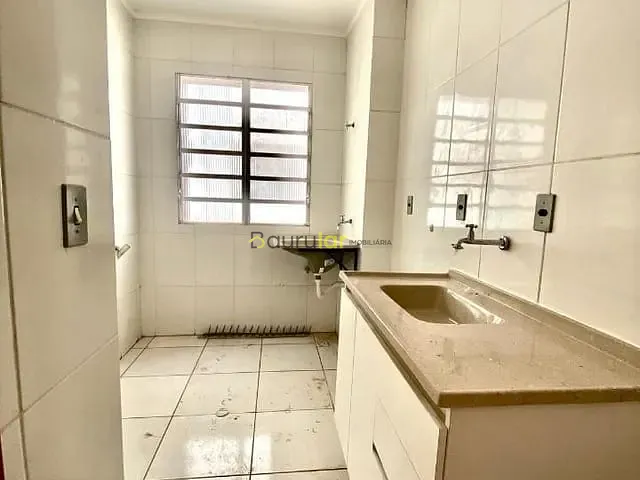 Apartamento 1 quarto e 1 banheiro, para alugar, no bairro Jardim Dona Lili em Bauru