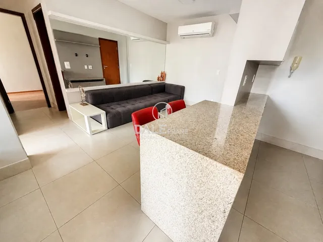 Apartamento 2 quartos e 2 banheiros, à venda, no bairro Asa Norte em Brasília