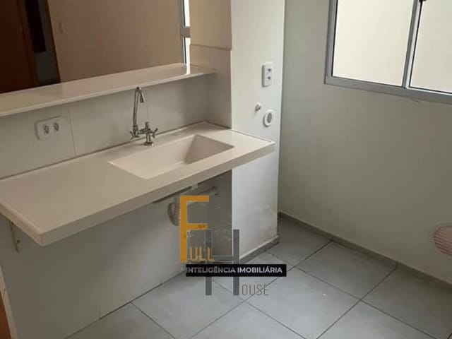 Apartamento 2 quartos e 1 banheiro, à venda, no bairro Lorena Parque em Goiânia