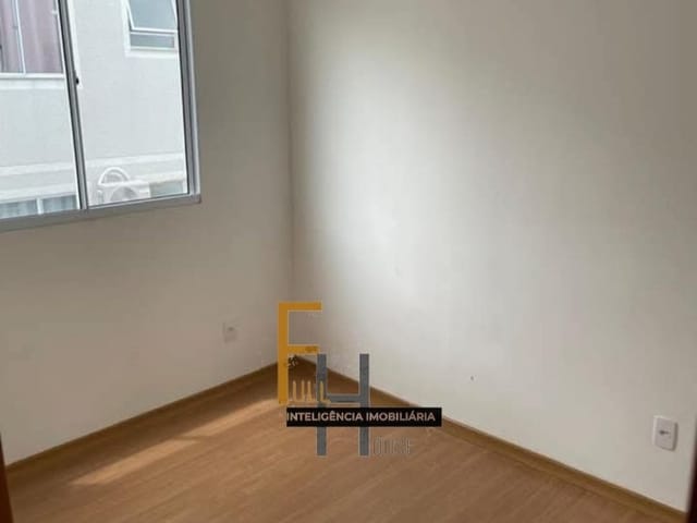 Apartamento 2 quartos e 1 banheiro, à venda, no bairro Lorena Parque em Goiânia