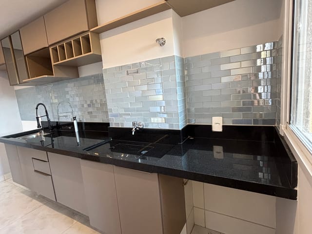 Apartamento com 56m² 2 quartos e 2 banheiros, à venda, no bairro Vila São Francisco em Hortolândia