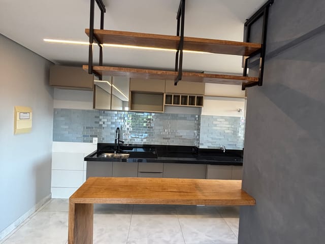 Apartamento com 56m² 2 quartos e 2 banheiros, à venda, no bairro Vila São Francisco em Hortolândia