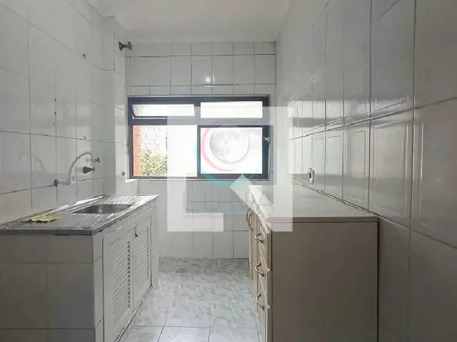 Apartamento 2 quartos e 1 banheiro, para alugar, no bairro Água Branca em São Paulo