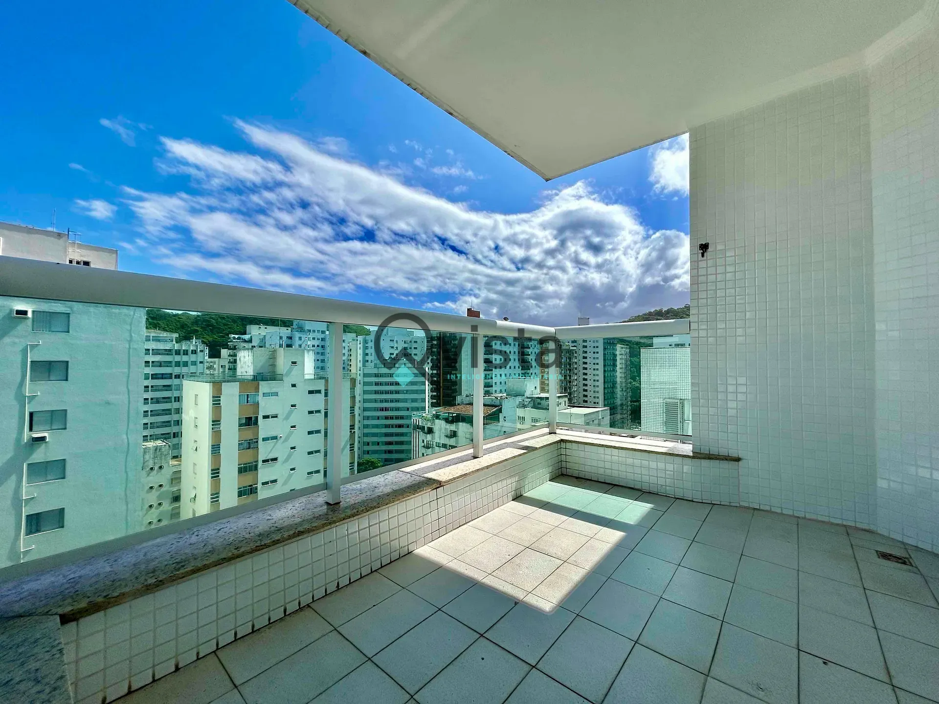 Apartamento, 3 quartos, 140 m² - Foto 1