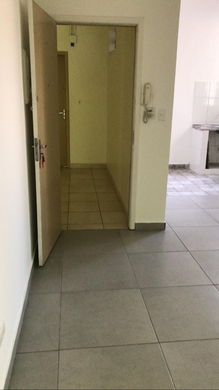 Apartamento para alugar com 1 quarto, 50m² - Foto 7