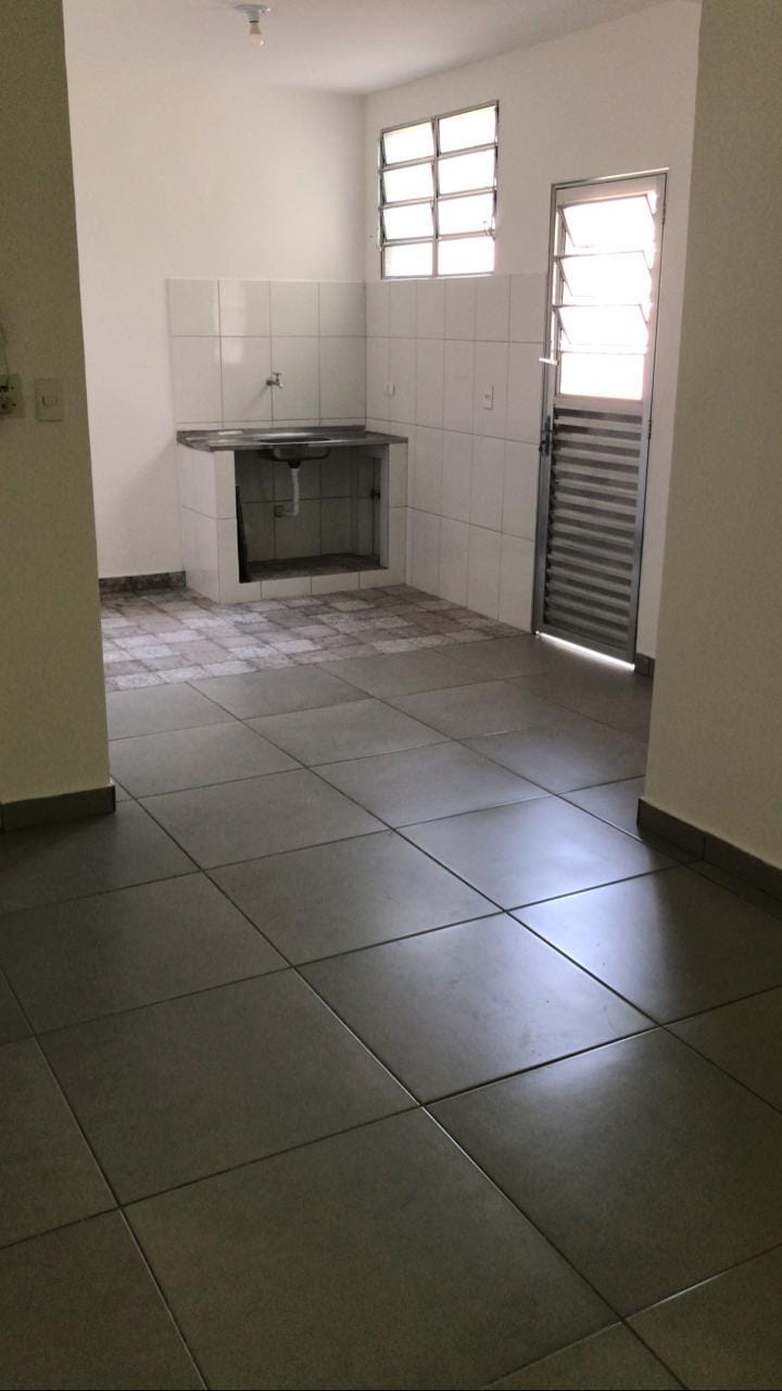Apartamento para alugar com 1 quarto, 50m² - Foto 1