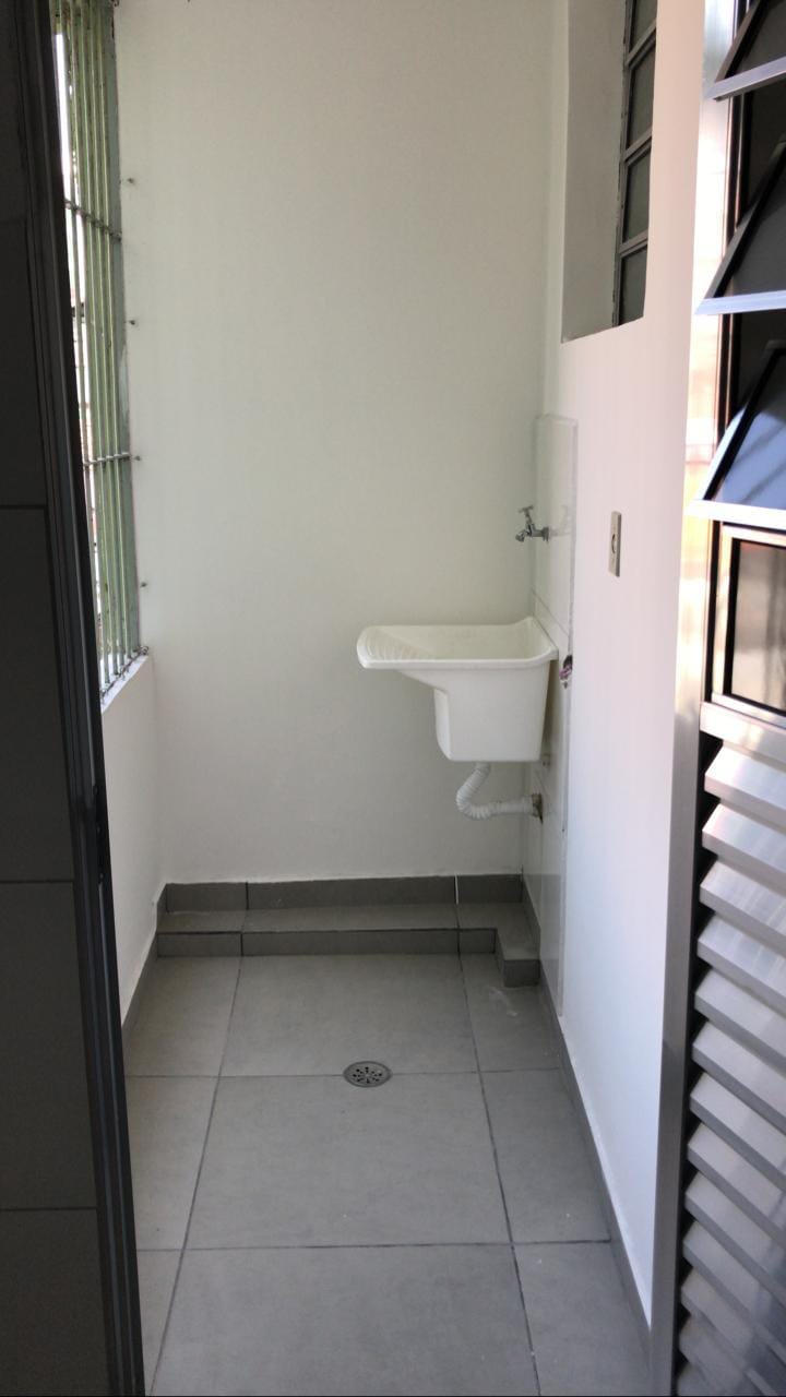 Apartamento para alugar com 1 quarto, 50m² - Foto 6