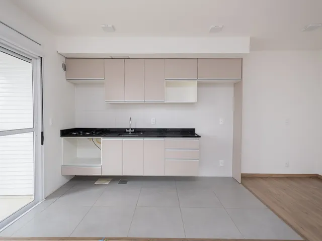 Apartamento com 62m² 2 quartos e 2 banheiros, à venda ou para alugar, no bairro Areal em Pelotas