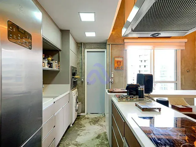 Apartamento 1 quarto e 2 banheiros, à venda, no bairro Vila Andrade em São Paulo