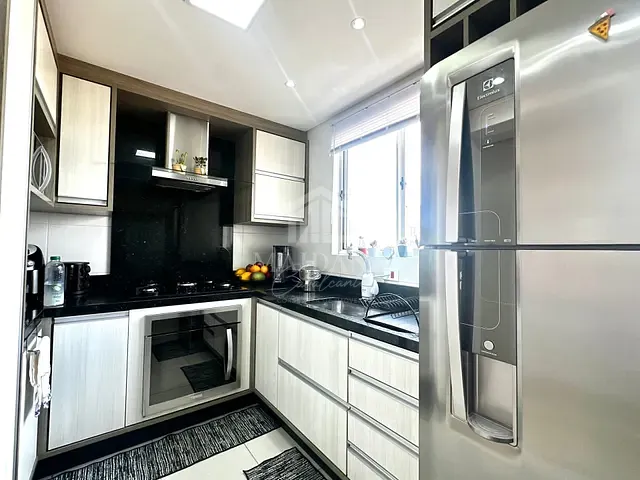 Apartamento com 64m² 2 quartos e 2 banheiros, à venda, no bairro Cidade Jardim em São José dos Pinhais