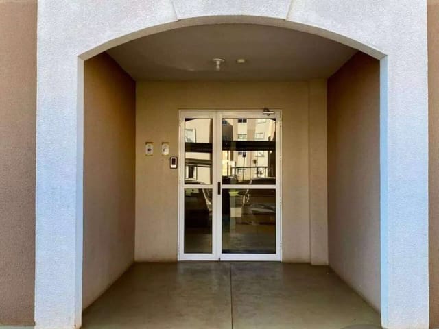 Apartamento 2 quartos e 1 banheiro, à venda, no bairro Residencial Monte Castelo em Cambé