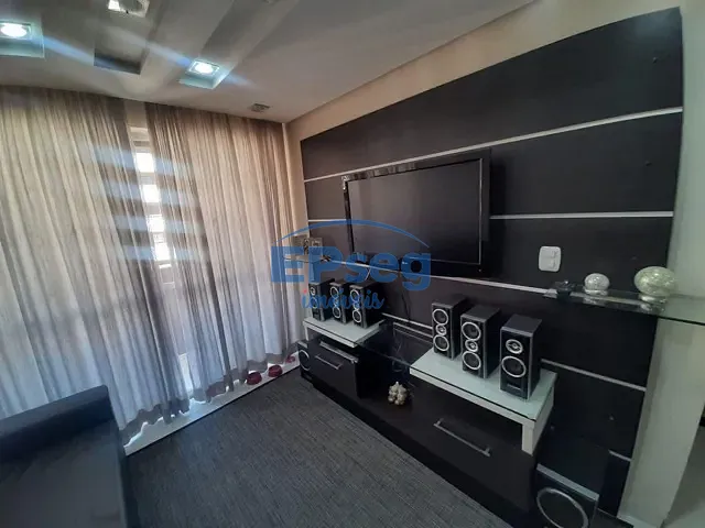 Apartamento com 146m² 3 quartos e 1 banheiro, à venda, no bairro Centro em Londrina