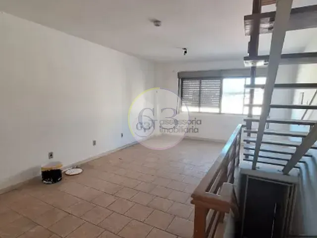 Apartamento 2 quartos e 3 banheiros, à venda ou para alugar, no bairro Centro em Rio Grande