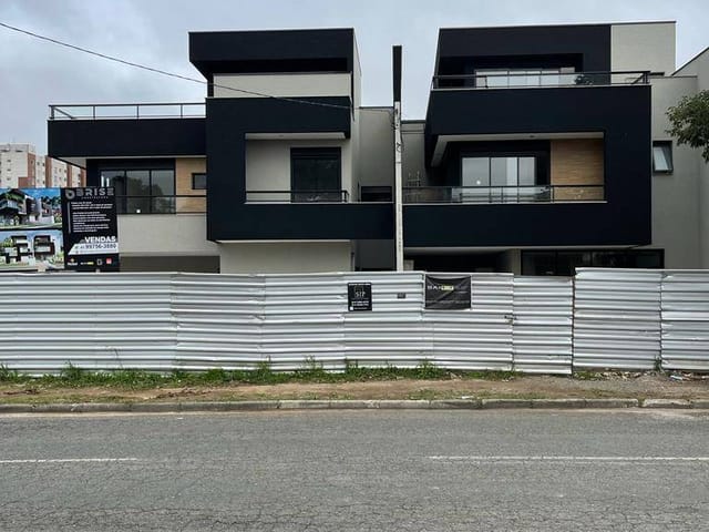 Apartamento 3 quartos e 3 banheiros, à venda, no bairro Carioca em São José dos Pinhais