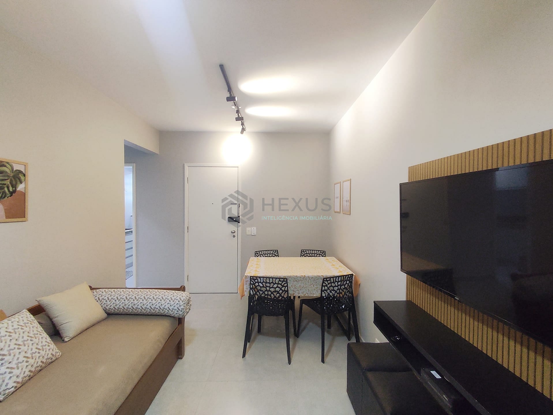 Apartamento à venda e aluguel com 2 quartos, 80m² - Foto 1
