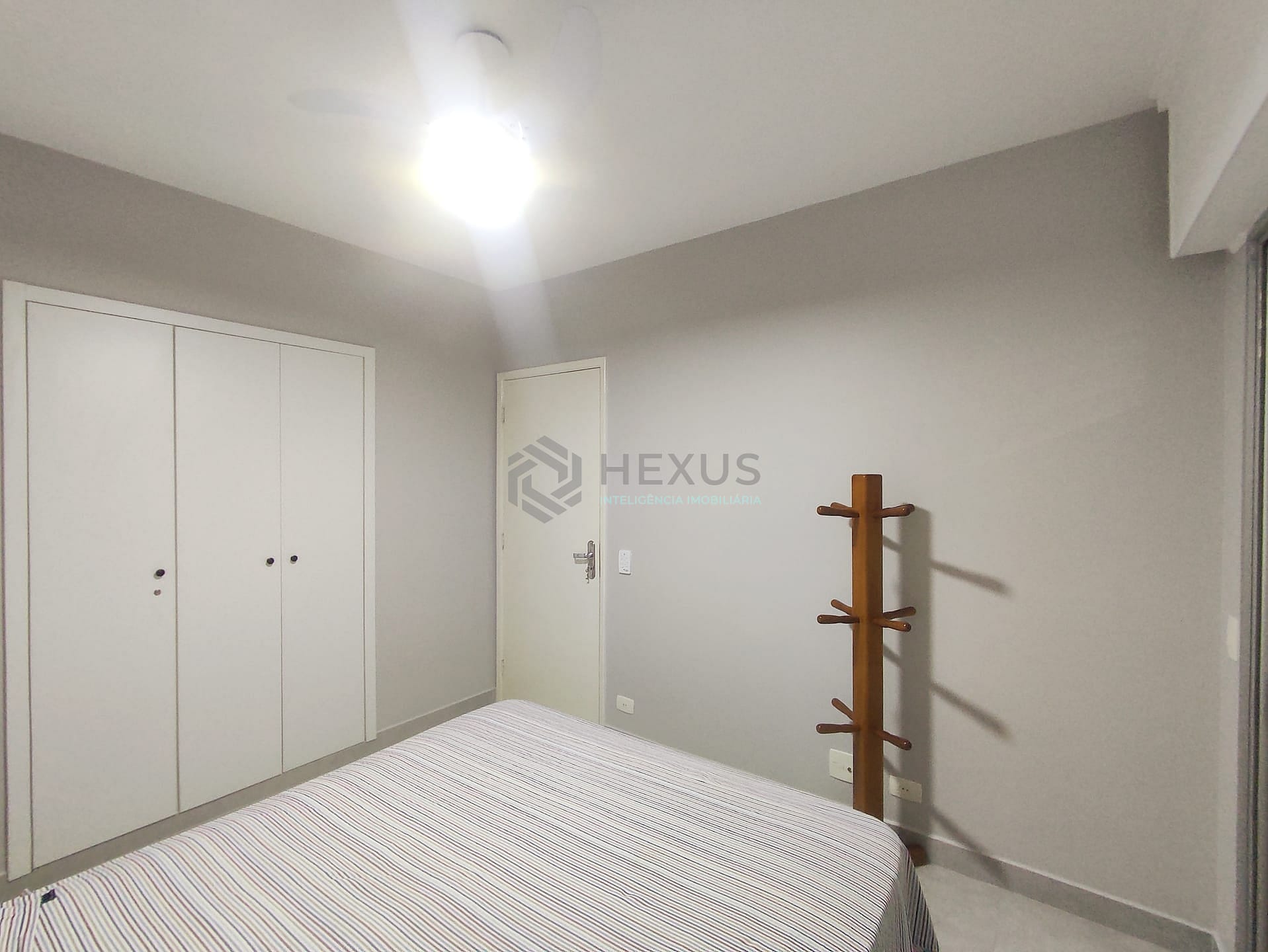 Apartamento à venda e aluguel com 2 quartos, 80m² - Foto 19