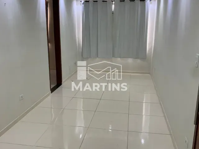 Apartamento 2 quartos e 1 banheiro, para alugar, no bairro Jardim Leônidas Moreira em São Paulo