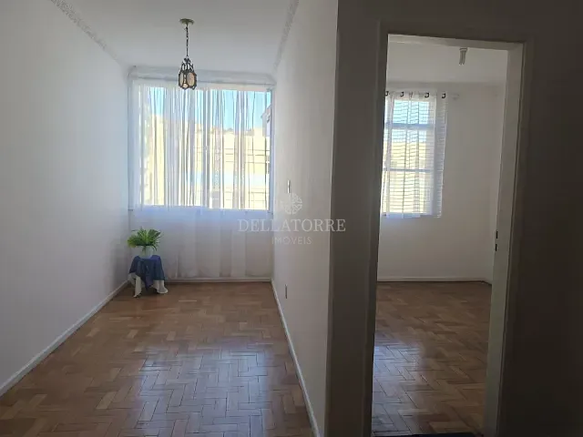 Apartamento com 1340m² 1 quarto e 2 banheiros, à venda, no bairro Várzea em Teresópolis