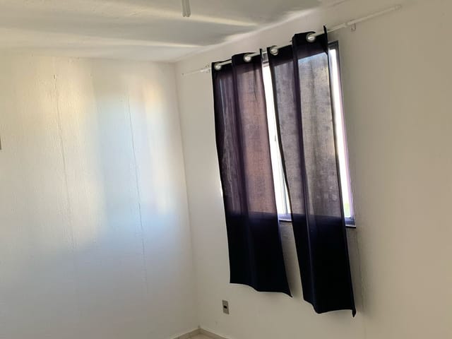 Apartamento 2 quartos e 1 banheiro, à venda, no bairro Santa Cruz em Rio de Janeiro