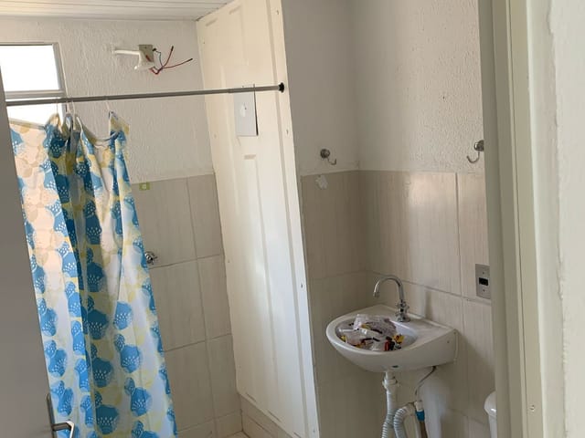 Apartamento 2 quartos e 1 banheiro, à venda, no bairro Santa Cruz em Rio de Janeiro