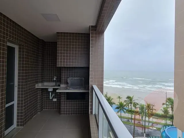 Apartamento 2 quartos e 1 banheiro, à venda, no bairro Flórida em Praia Grande