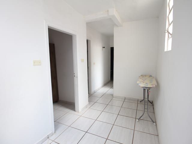Apartamento com 64m² 3 quartos e 1 banheiro, para alugar, no bairro Centro em São João da Boa Vista