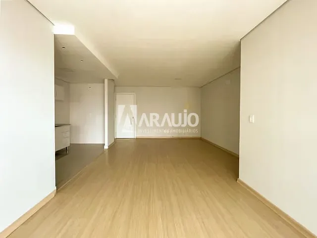 Apartamento 3 quartos e 2 banheiros, à venda, no bairro Vila Operária em Itajaí