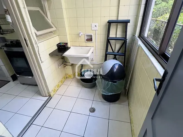 Apartamento 3 quartos e 2 banheiros, à venda, no bairro Pitangueiras em Guarujá