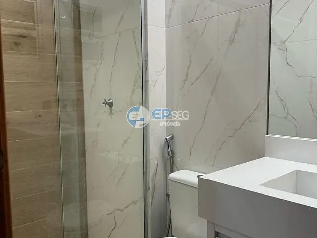 Apartamento 2 quartos e 2 banheiros, à venda, no bairro Gleba Fazenda Palhano em Londrina