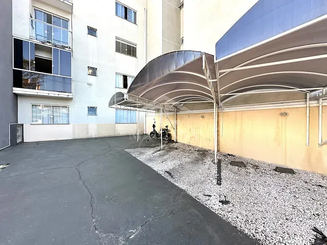 Apartamento com 73m² 2 quartos e 1 banheiro, à venda, no bairro Cidade Jardim em São José dos Pinhais