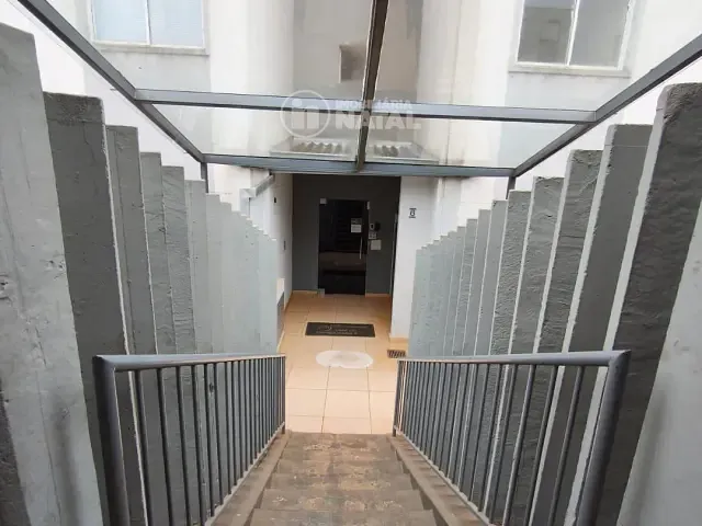 Apartamento com 60m² 2 quartos e 1 banheiro, para alugar, no bairro San Fernando em Londrina