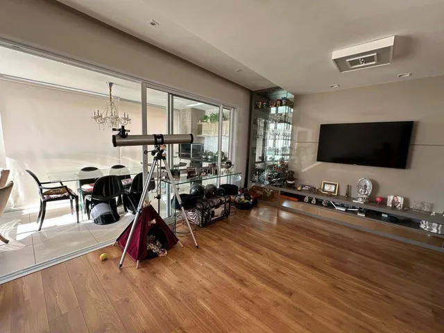 Apartamento com 234m² 3 quartos e 5 banheiros, à venda, no bairro Gleba Palhano em Londrina