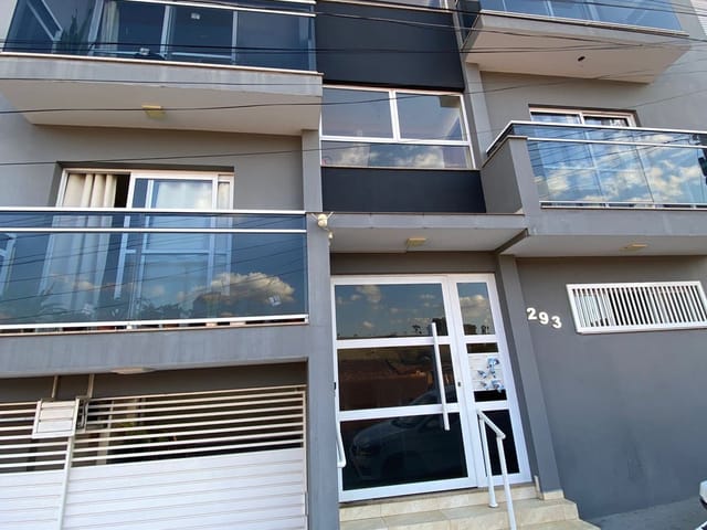 Apartamento 2 quartos e 2 banheiros, para alugar, no bairro CENTRO em Extrema