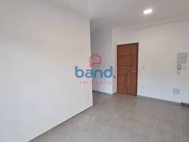 Apartamento com 60m² 2 quartos e 1 banheiro, para alugar, no bairro Centro em Porto Feliz