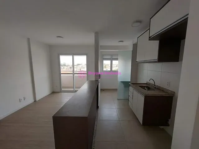 Apartamento com 55m² 2 quartos e 1 banheiro, à venda, no bairro Vila Palmares em Santo André
