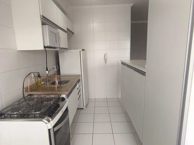 Apartamento 2 quartos e 2 banheiros, para alugar, no bairro Vila Mogilar em Mogi das Cruzes