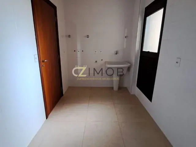 Apartamento com 142m² 3 quartos e 4 banheiros, à venda, no bairro Jardim Irajá em Ribeirão Preto