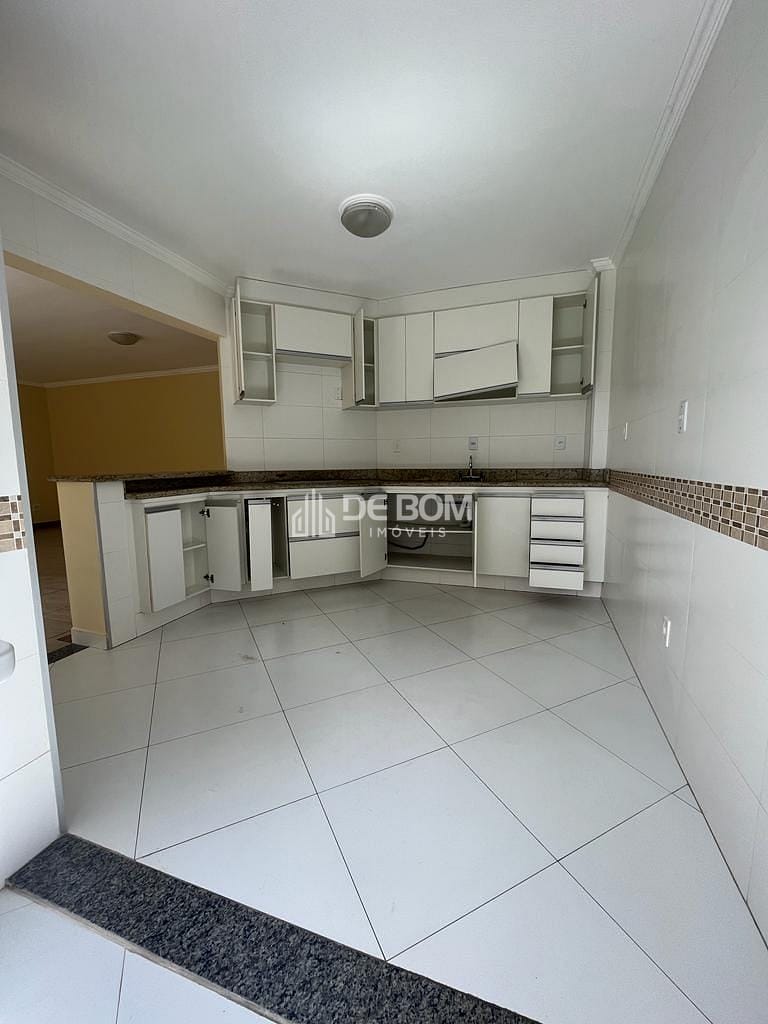 Apartamento para alugar com 3 quartos, 115m² - Foto 9